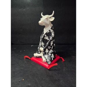 Cow Parade Meditating Cow Figurine, Westland Giftware, #7720, No Box/ Tag